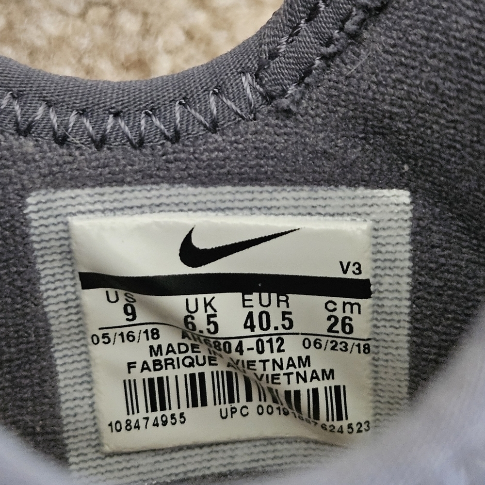 Nike Air Huarache City LowLight Carbon (Women's) 9 - Picture 3 of 7